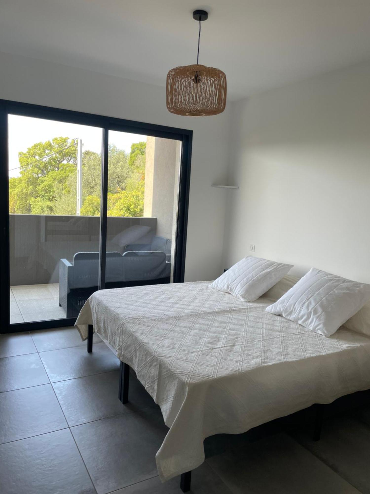 Bel Appartement Spacieux A Porto-Vecchio, 10Min A Pieds Du Centre Ville מראה חיצוני תמונה